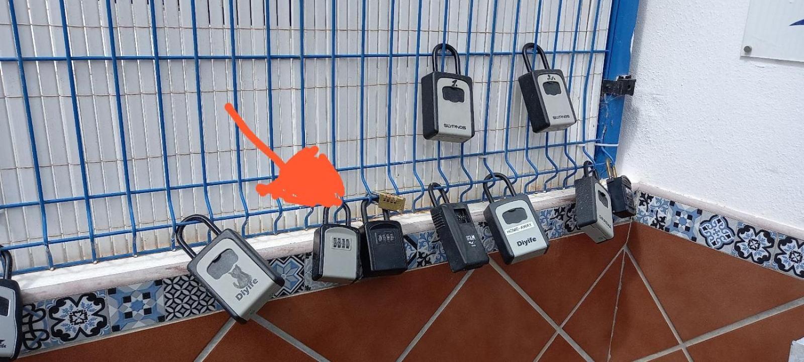 ベナルマデナAtico Quinteroアパートメント エクステリア 写真